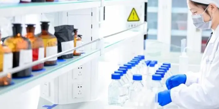 Optimizing Cleanroom Efficiency with Advanced Pass-Through Solutions and Ceiling Systems